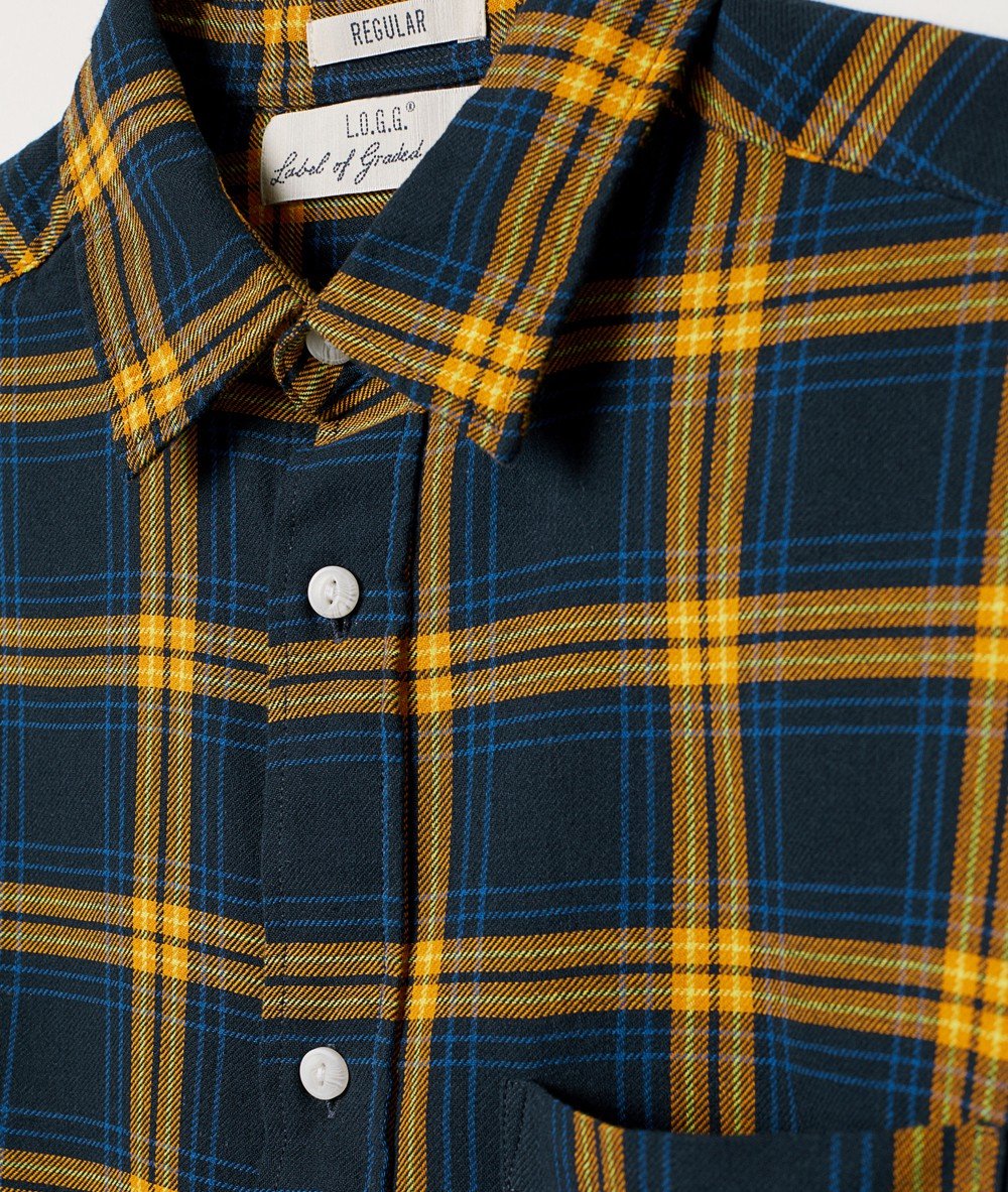 Long-sleeved checkered shirt - Imagen 2